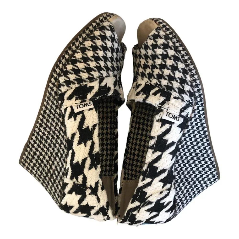 Toms 4" Platform Wedge Black & White Houndstooth Peep Toe Shoe Size W7 - Picture 8 of 8